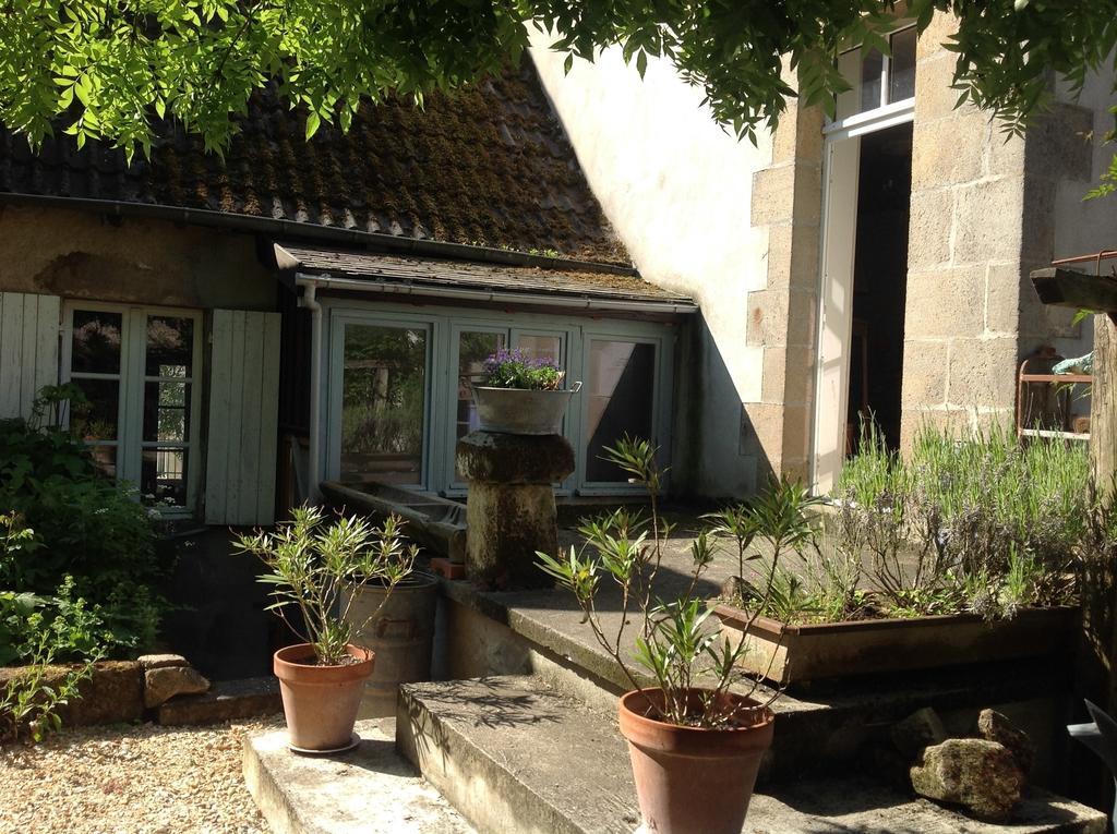 Avec Plaisir Acomodação com café da manhã Saint-Plaisir Exterior foto